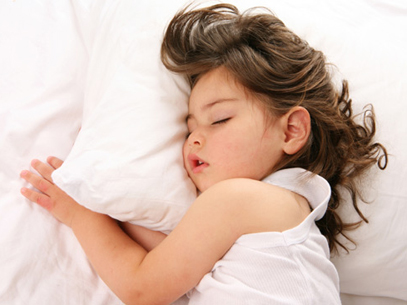 Perché il sonno dei bambini è diverso dal nostro?